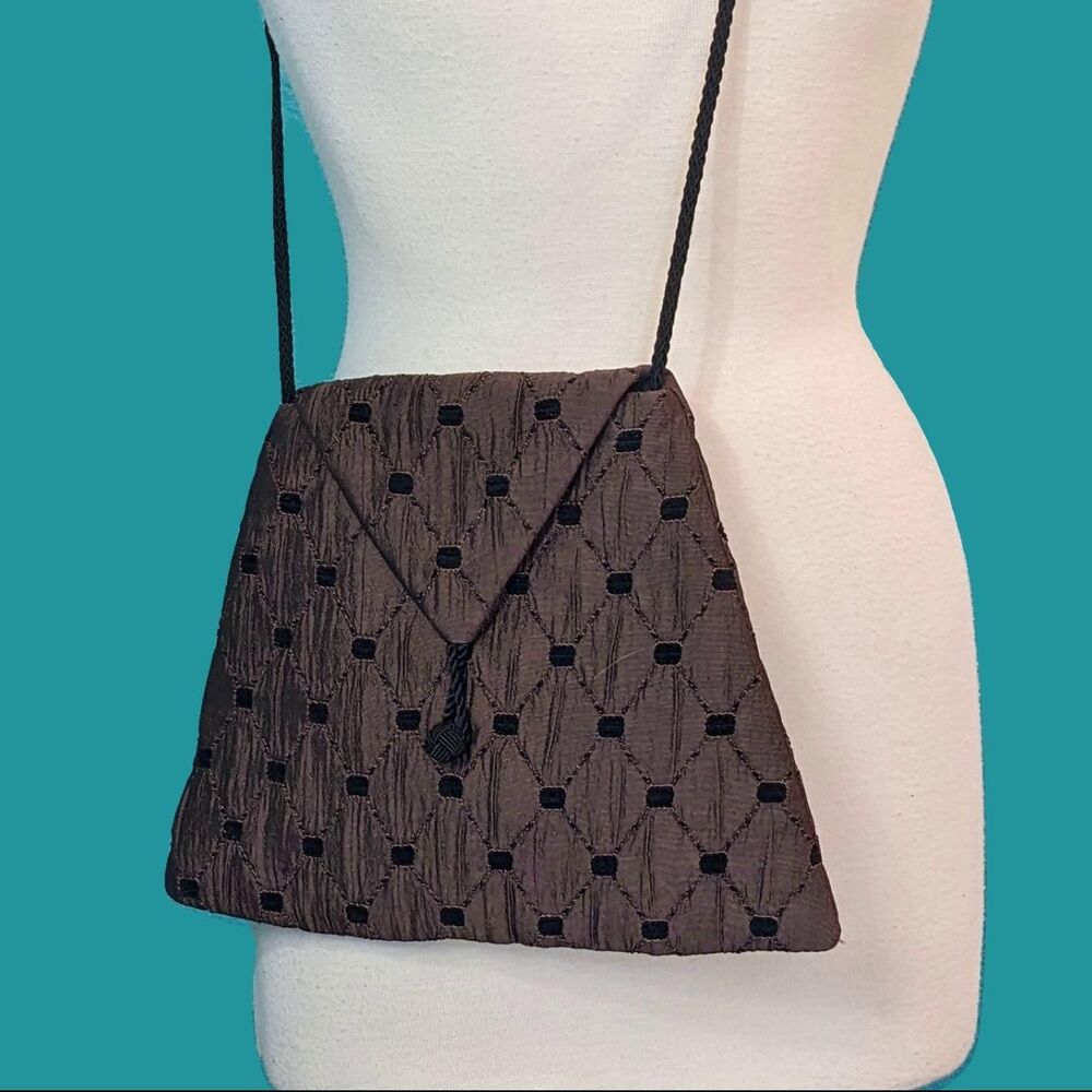 Unbranded Women's Black and Burgundy Bag